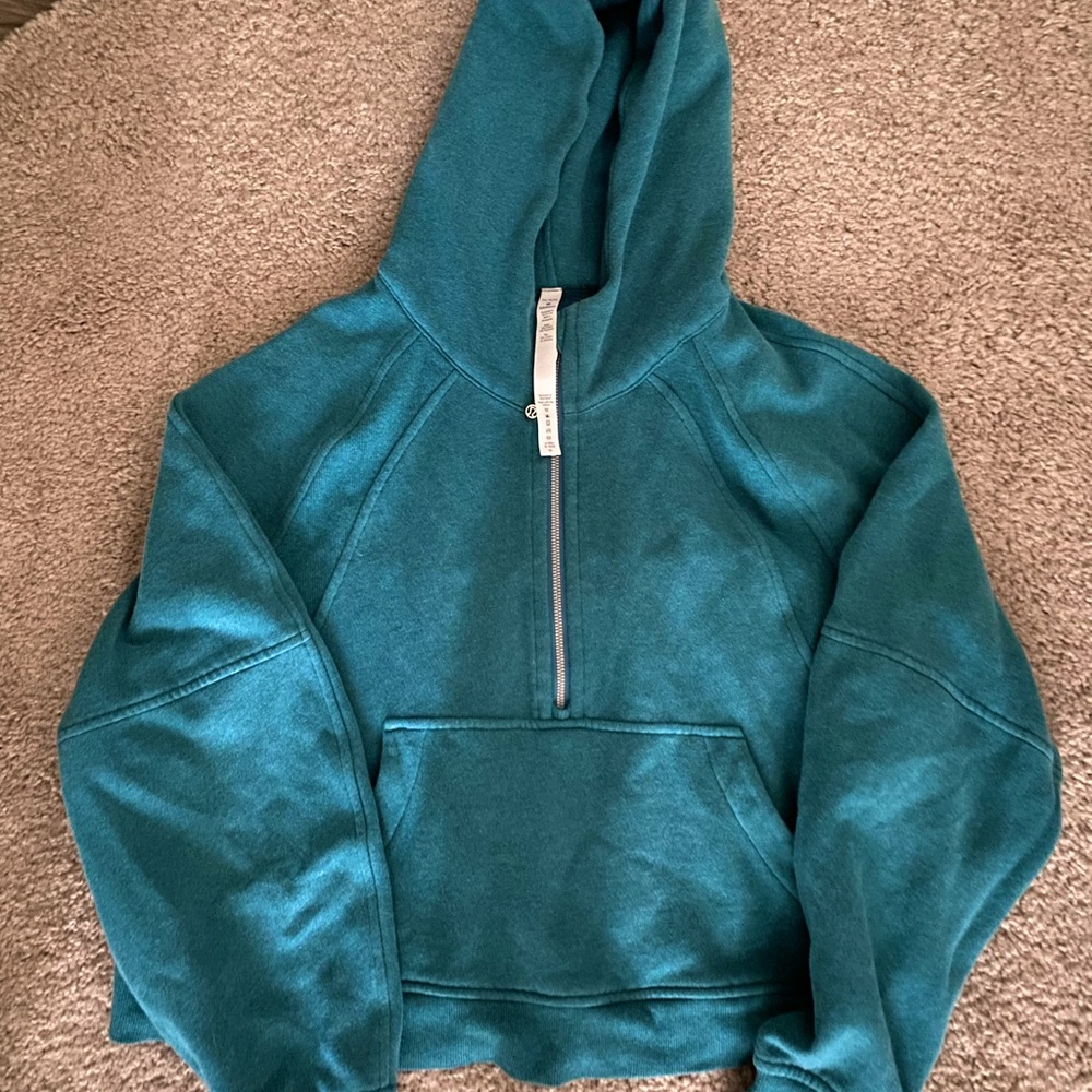 Lululemon scuba crop! XL/XXL